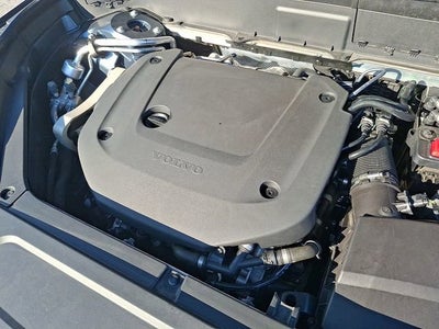 2024 Volvo XC90 Ultimate Bright Theme