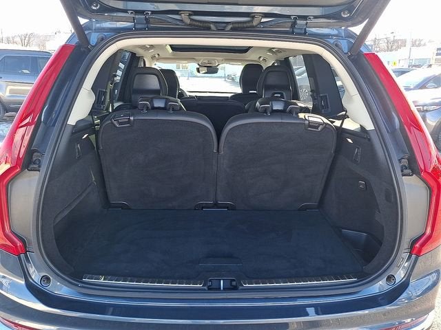 2024 Volvo XC90 Ultimate Bright Theme