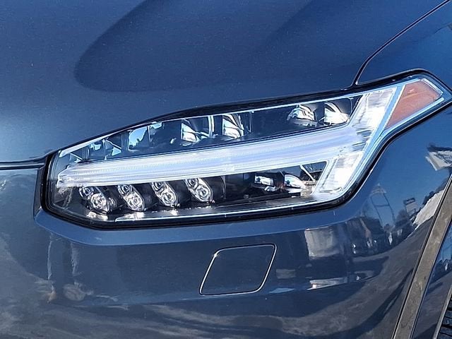 2024 Volvo XC90 Ultimate Bright Theme