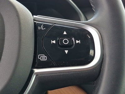 2023 Volvo XC90 Plus