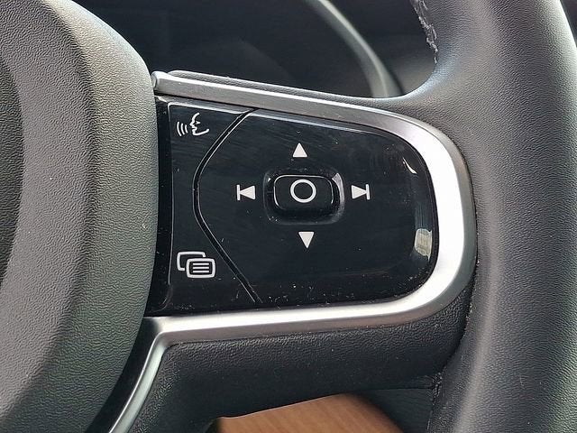 2023 Volvo XC90 Plus