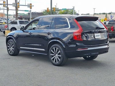 2023 Volvo XC90 Plus