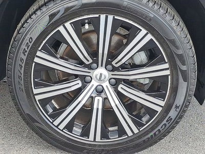 2023 Volvo XC90 Plus