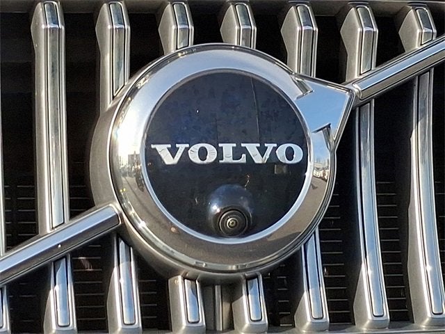 2023 Volvo XC90 Plus