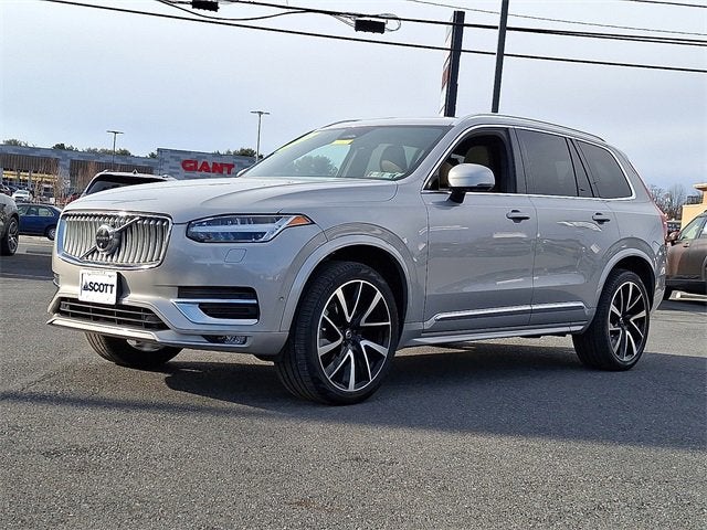 2023 Volvo XC90 Plus