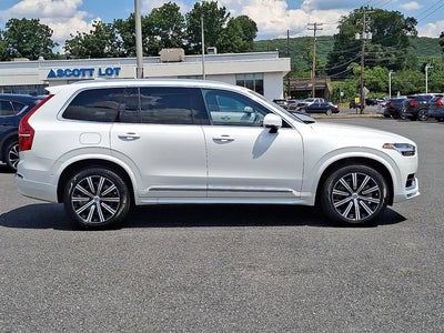 2023 Volvo XC90 Plus