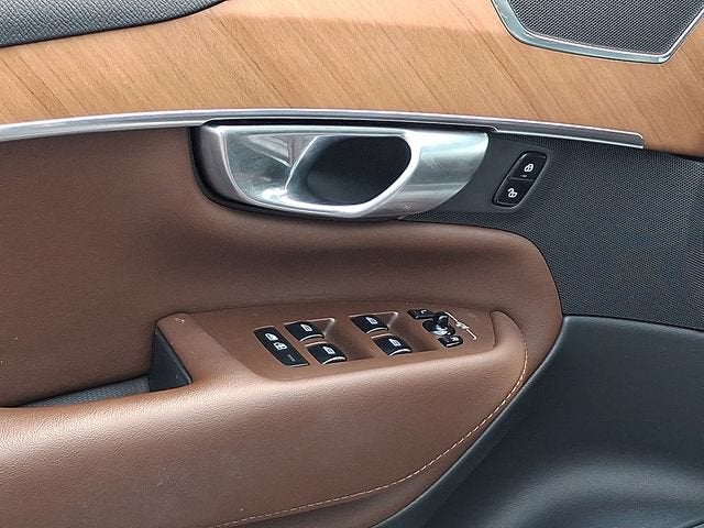2023 Volvo XC90 Plus