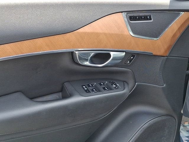 2023 Volvo XC90 Plus