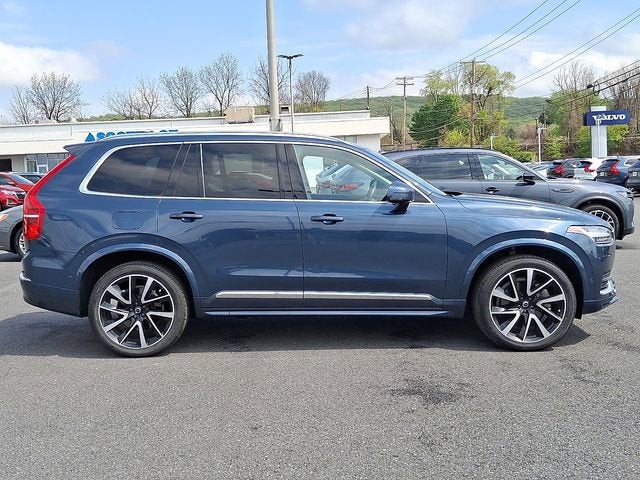 2023 Volvo XC90 Plus