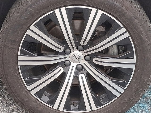 2023 Volvo XC90 Plus