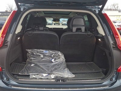 2023 Volvo XC90 Plus