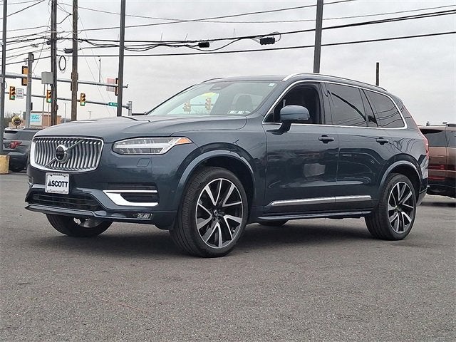 2023 Volvo XC90 Plus