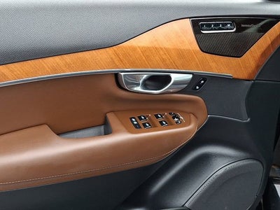 2023 Volvo XC90 Plus