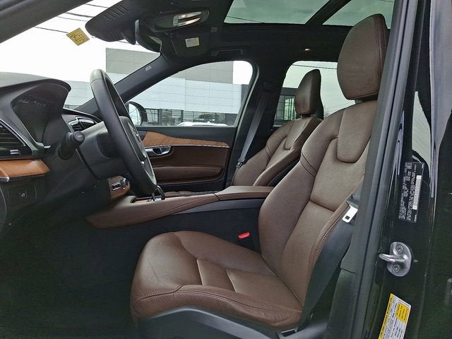 2023 Volvo XC90 Plus