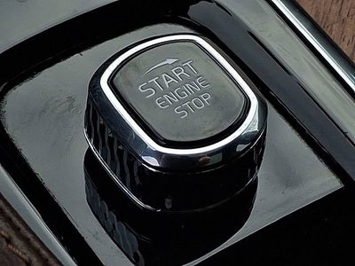 2023 Volvo XC90 Plus