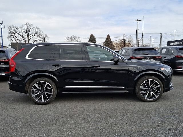 2023 Volvo XC90 Plus