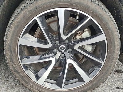 2023 Volvo XC90 Plus