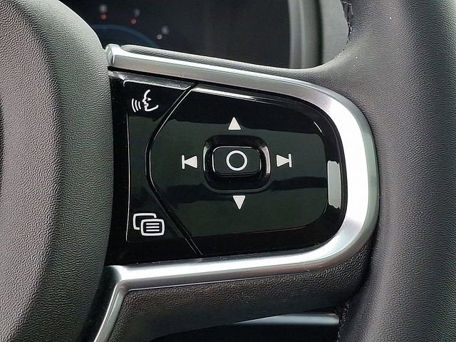 2023 Volvo XC90 Plus