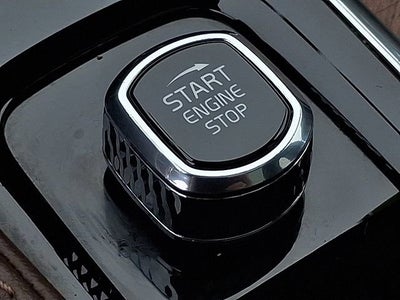 2023 Volvo XC90 Plus