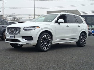 2023 Volvo XC90 Plus