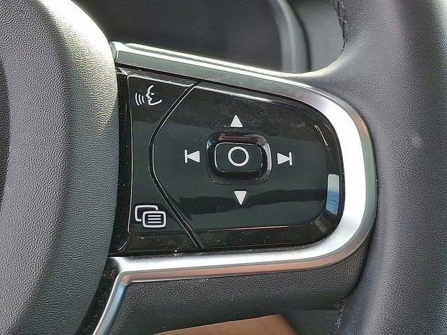 2023 Volvo XC90 Plus