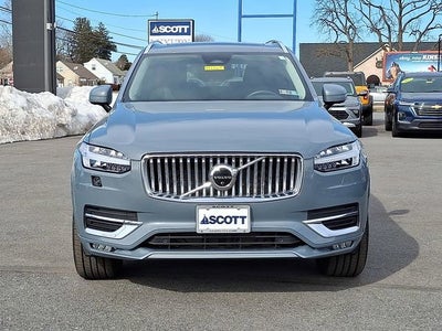 2023 Volvo XC90 Plus