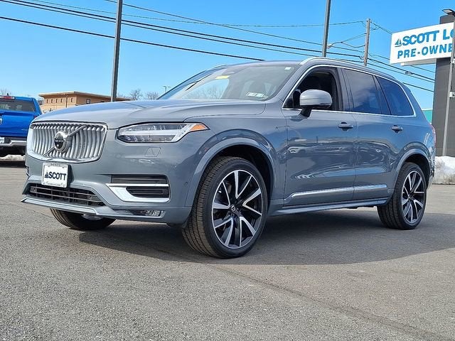 2023 Volvo XC90 Plus