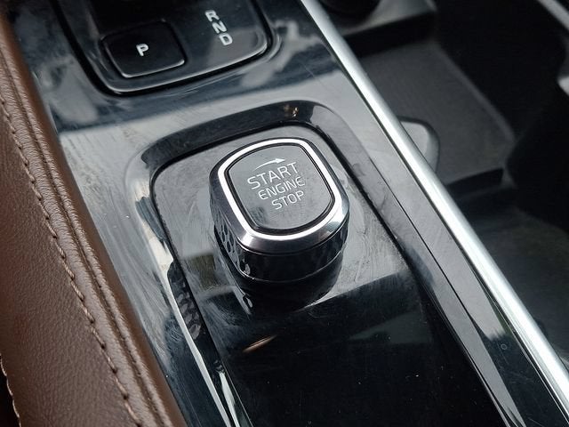 2023 Volvo XC90 Plus