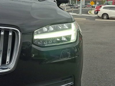2023 Volvo XC90 Plus