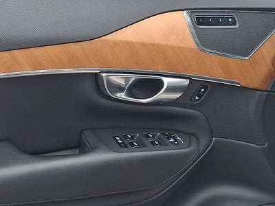 2023 Volvo XC90 Plus
