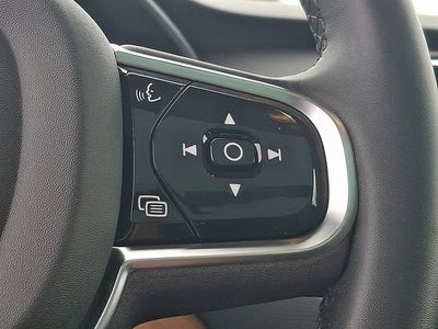 2023 Volvo XC90 Plus