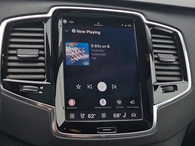 2023 Volvo XC90 Plus