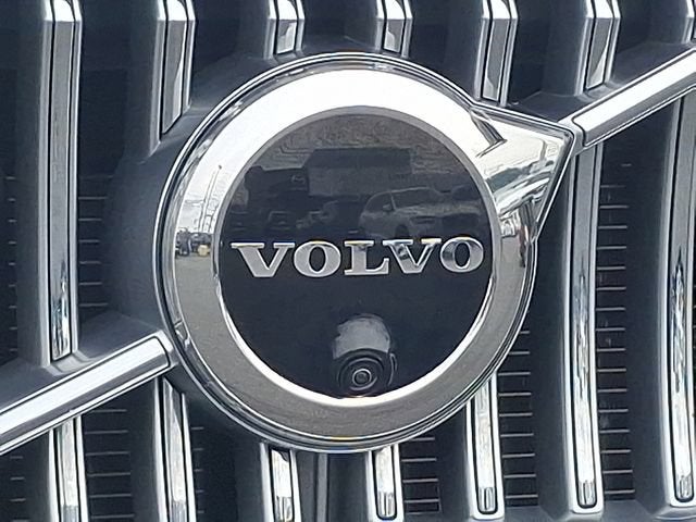 2023 Volvo XC90 Plus