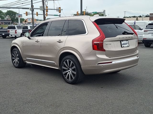 2023 Volvo XC90 Plus