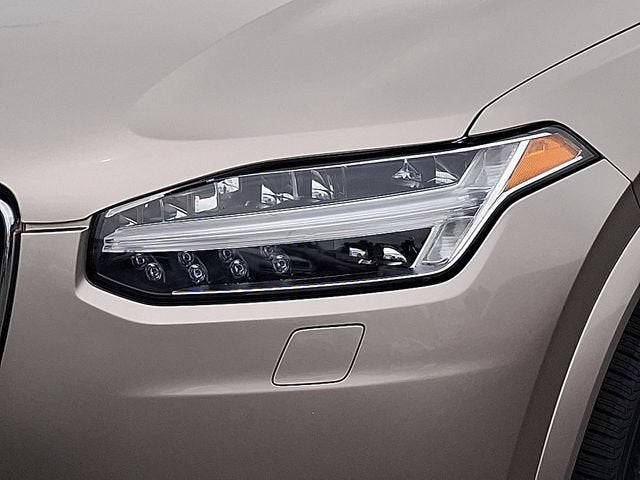 2023 Volvo XC90 Plus