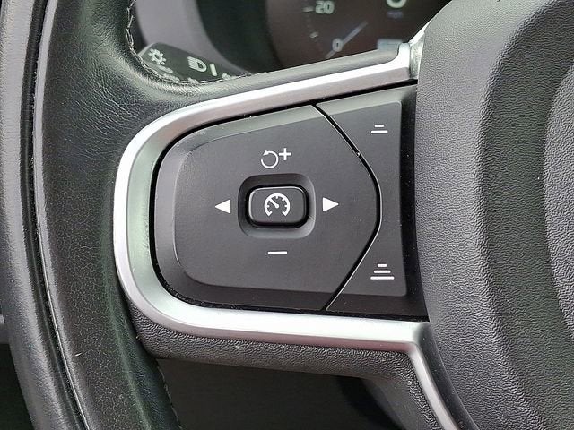 2020 Volvo XC60 Momentum