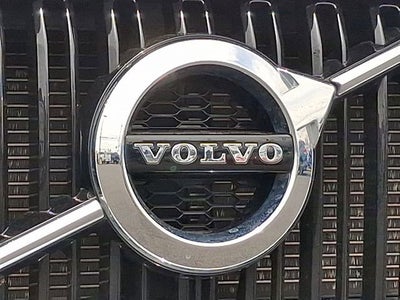 2020 Volvo XC60 Momentum