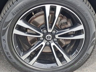 2020 Volvo XC60 Momentum