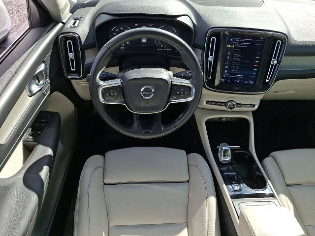 2019 Volvo XC40 Inscription