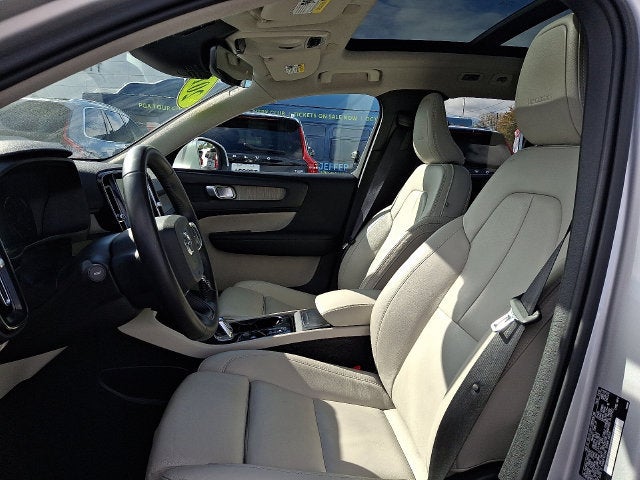 2019 Volvo XC40 Inscription