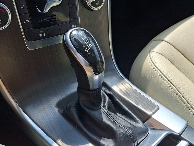 2016 Volvo XC60 T5 Premier