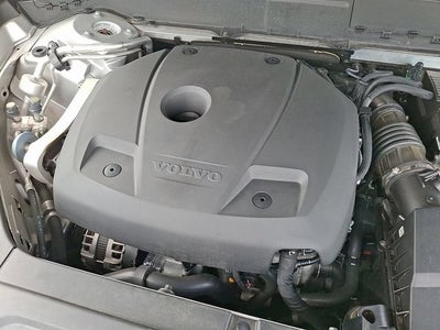 2021 Volvo XC90 Momentum