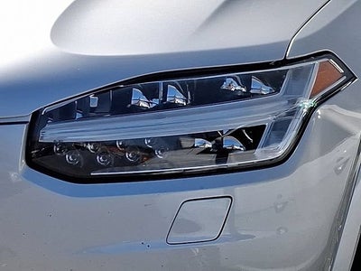 2021 Volvo XC90 Momentum