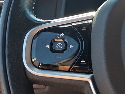 2020 Volvo V90 Cross Country Base