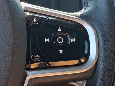 2020 Volvo V90 Cross Country Base