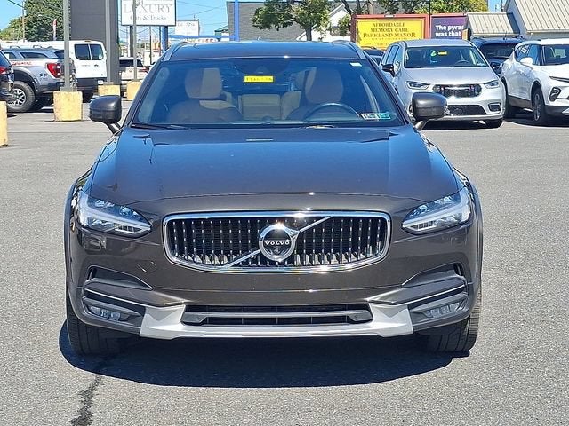 2020 Volvo V90 Cross Country Base