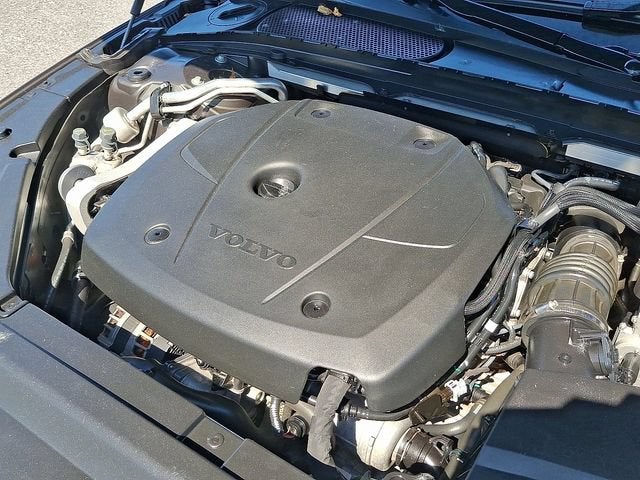2020 Volvo V90 Cross Country Base