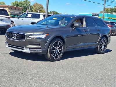 2020 Volvo V90 Cross Country Base