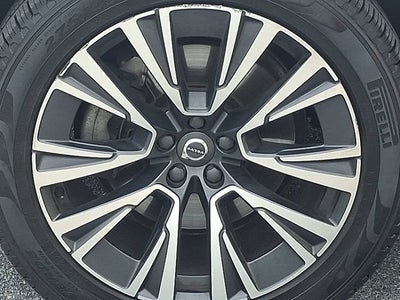 2020 Volvo XC90 Momentum