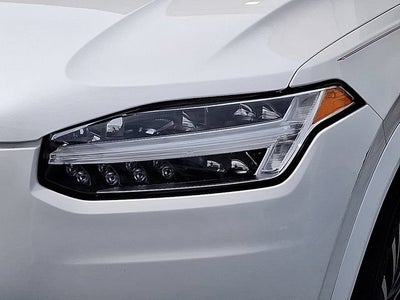 2020 Volvo XC90 Momentum